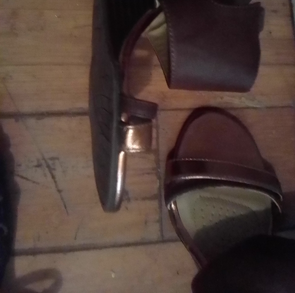 Young girl heels - Picture 4 of 8